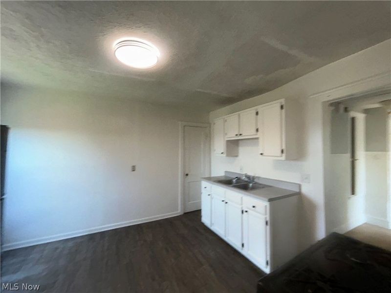 3826 E 78th Street, Cleveland, OH 44105 Photo 12