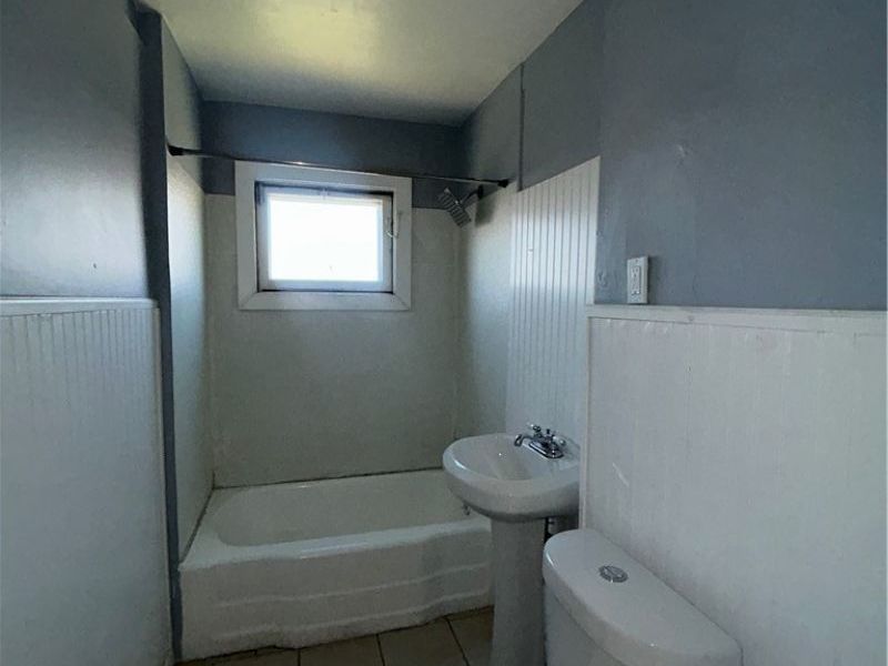 3826 E 78th Street, Cleveland, OH 44105 Photo 19