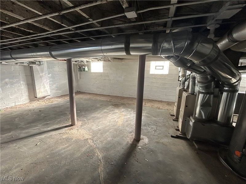 3826 E 78th Street, Cleveland, OH 44105 Photo 20