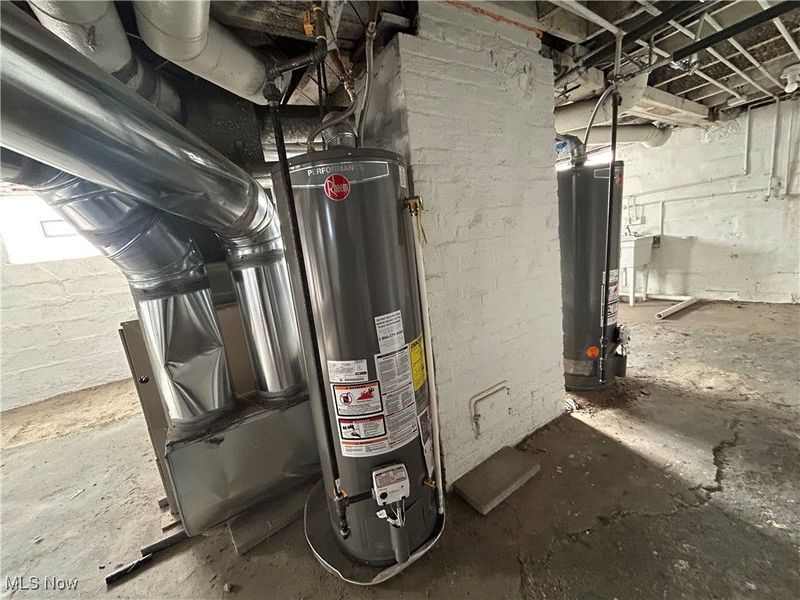 3826 E 78th Street, Cleveland, OH 44105 Photo 24