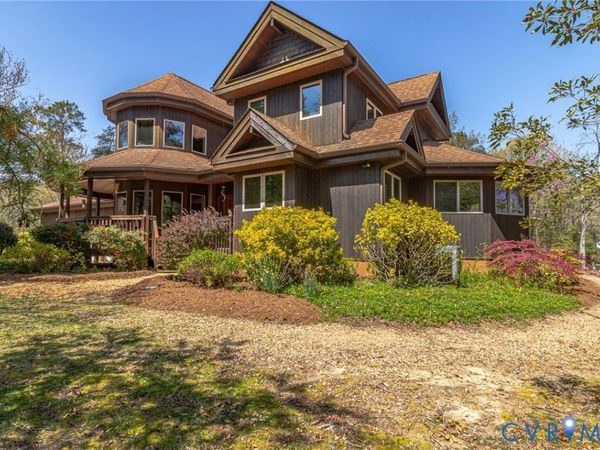 176 Baypointe Court, Reedville, VA 22539