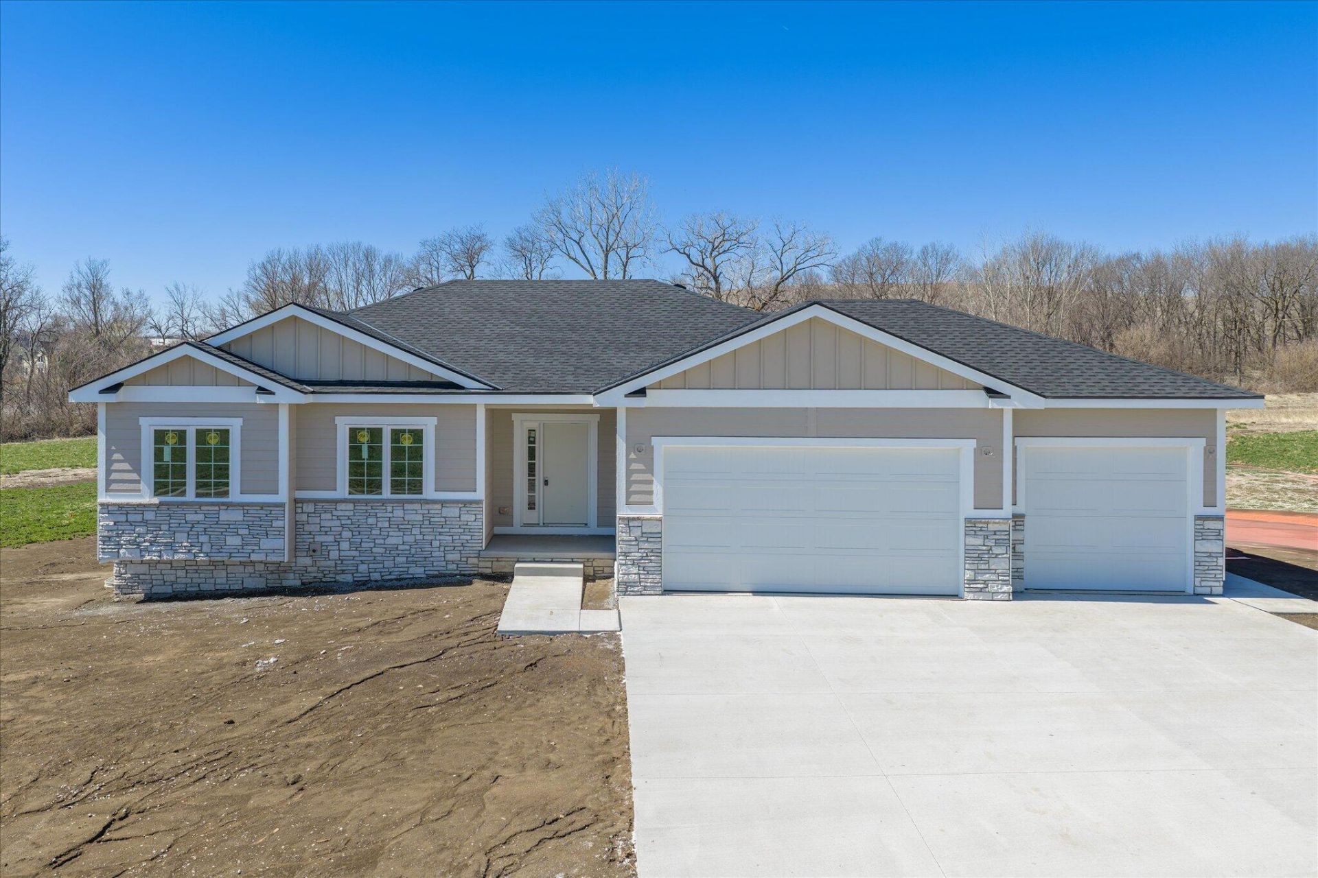 606 Harvest Hills Drive, Woodbine, IA 51579 Main Photo