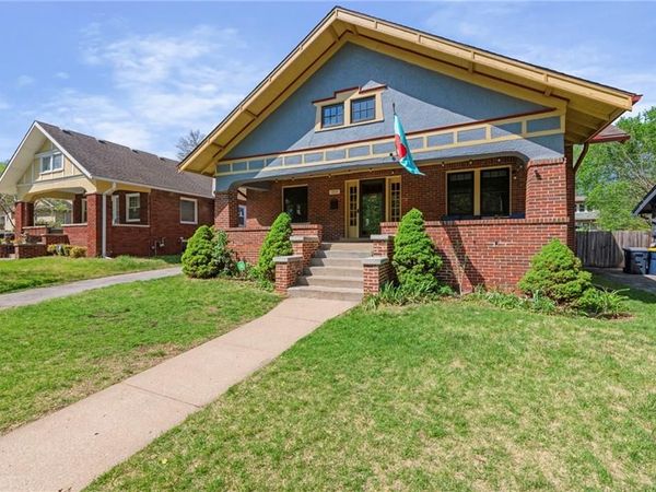 5828 HOLMES Street, Kansas City, MO 64110
