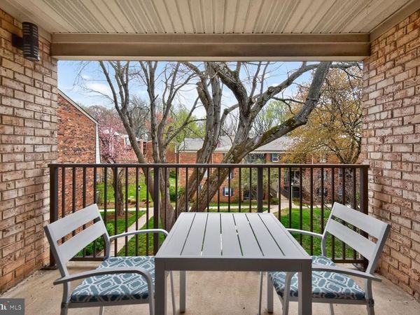 862 COLLEGE PARKWAY, Unit 202, ROCKVILLE, MD 20850