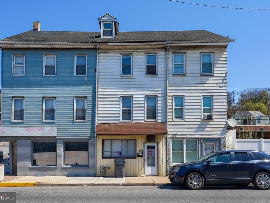 303 S Front Street, Steelton, PA 17113 Main Photo