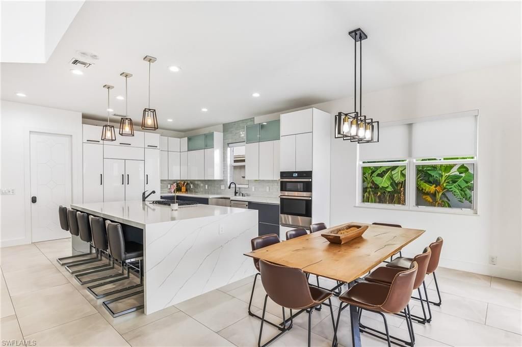 2418 SE 28th St, Cape Coral, FL 33904 Photo