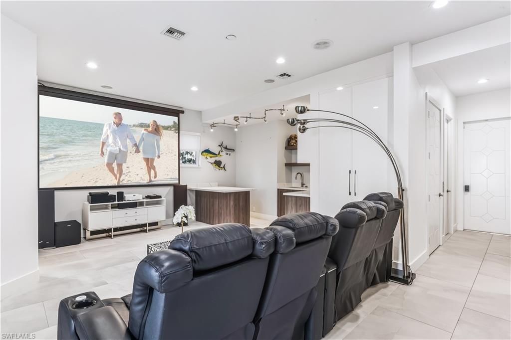 2418 SE 28th St, Cape Coral, FL 33904 Photo