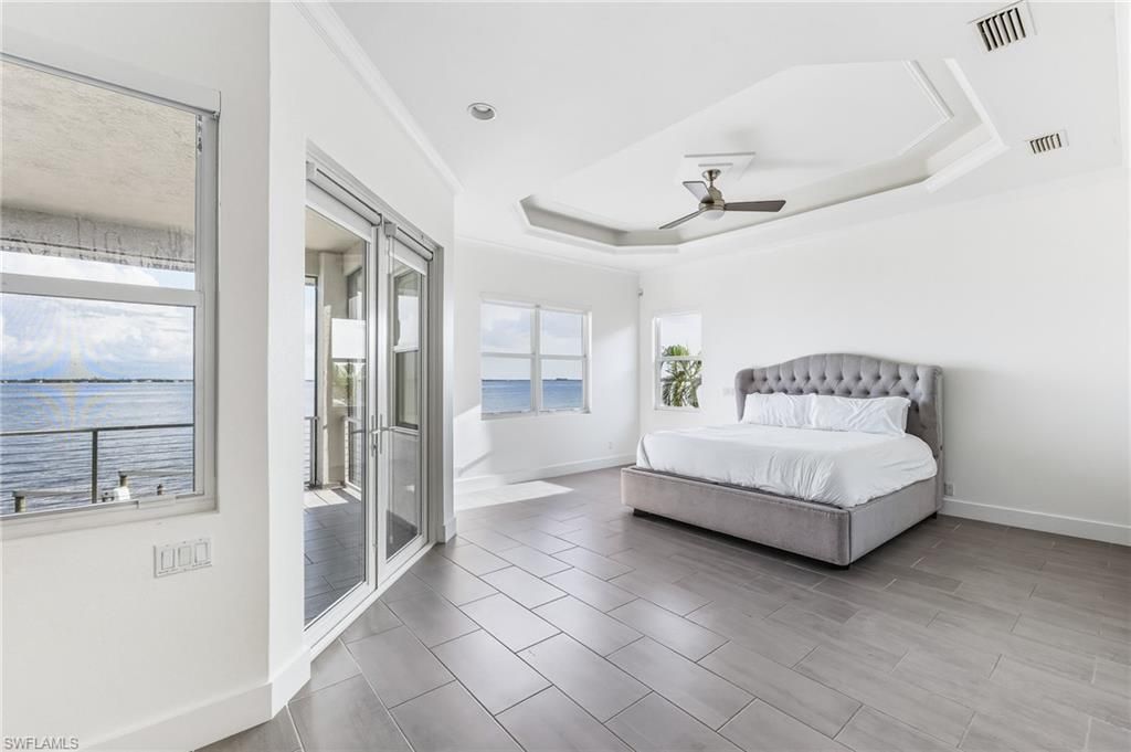 2418 SE 28th St, Cape Coral, FL 33904 Photo