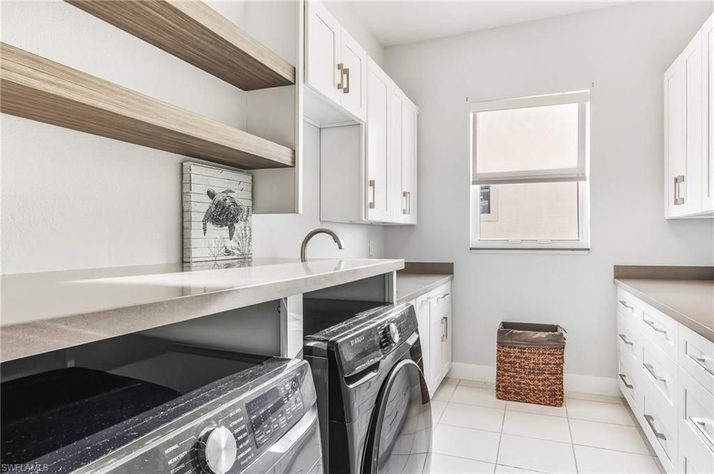 2418 SE 28th St, Cape Coral, FL 33904 Photo