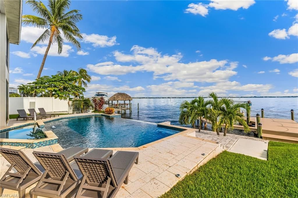 2418 SE 28th St, Cape Coral, FL 33904 Photo