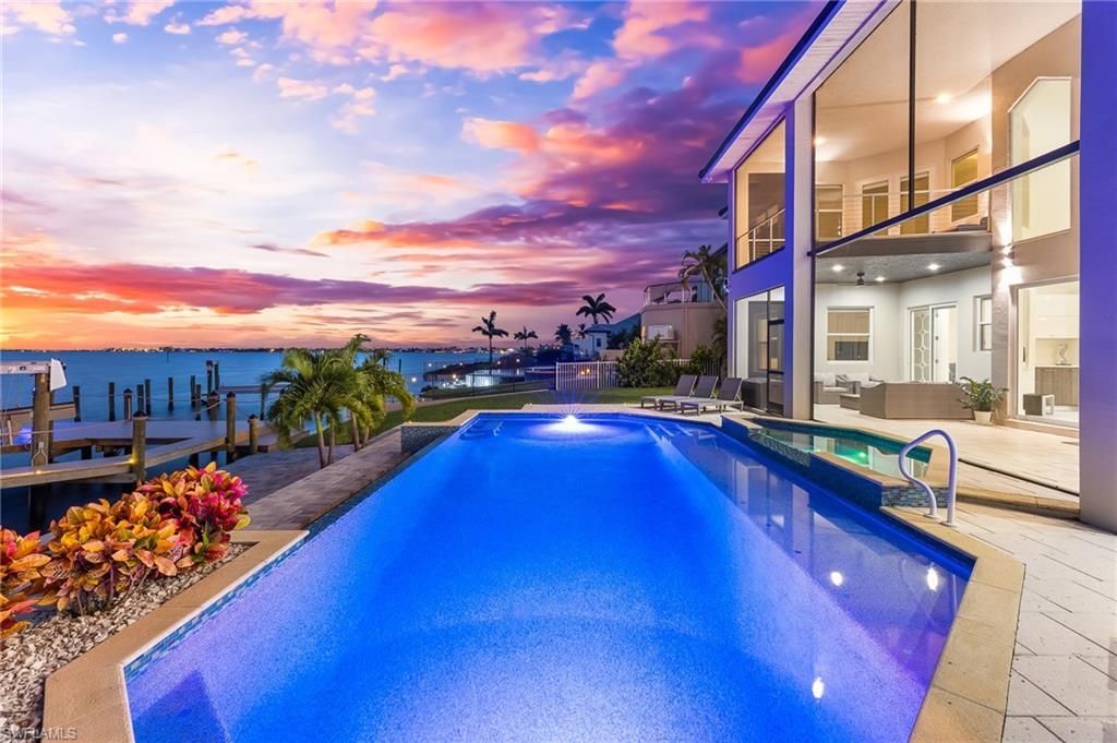 2418 SE 28th St, Cape Coral, FL 33904 Photo