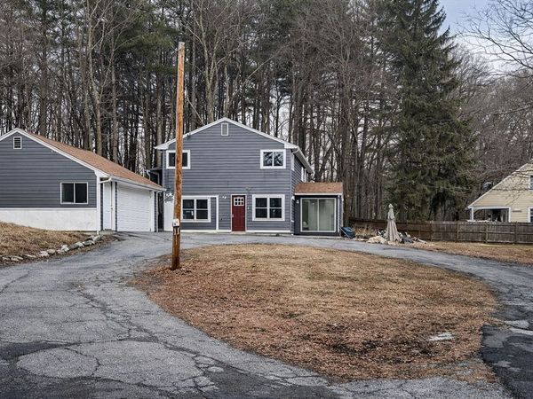 86 Crestwood Dr, Northborough, MA 01532