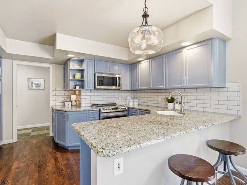 249 Tinkers Trail, Aurora, OH 44202 Photo 10