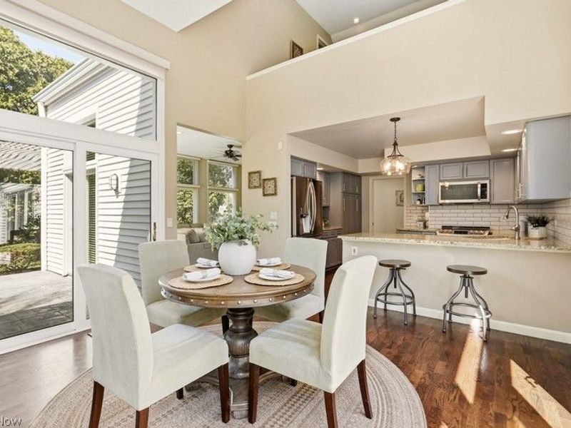 249 Tinkers Trail, Aurora, OH 44202 Photo 15