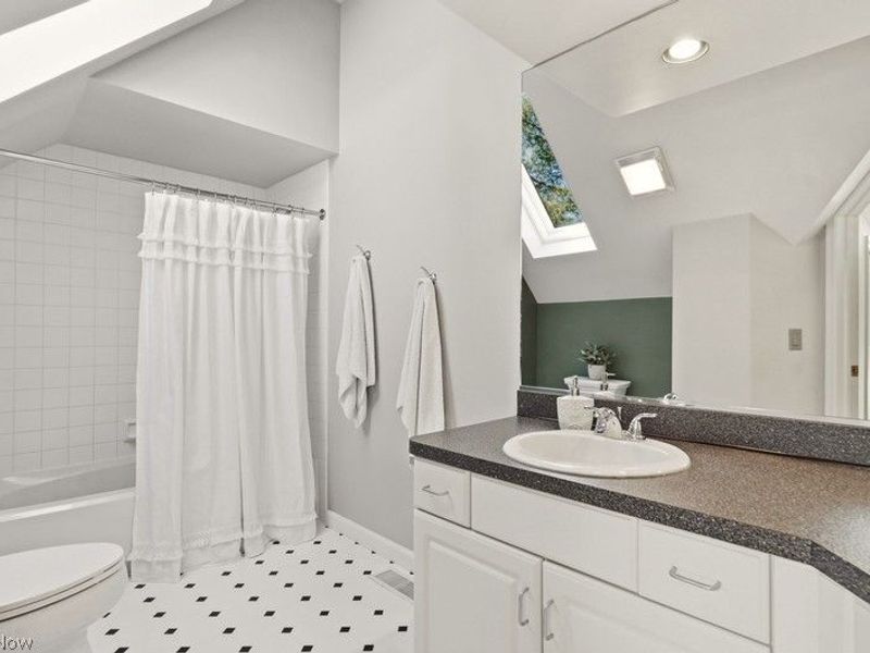 249 Tinkers Trail, Aurora, OH 44202 Photo 26