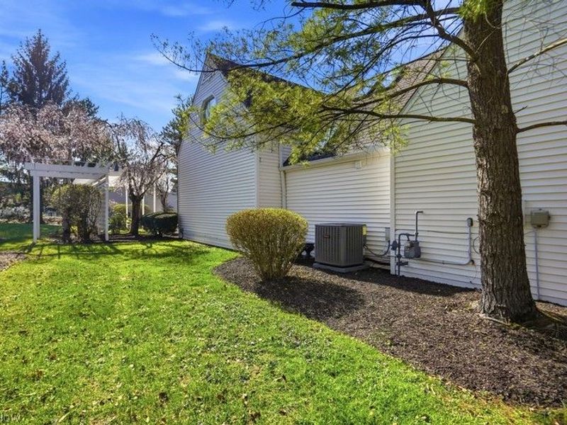 249 Tinkers Trail, Aurora, OH 44202 Photo 34