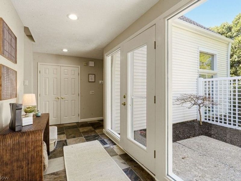 249 Tinkers Trail, Aurora, OH 44202 Photo 6