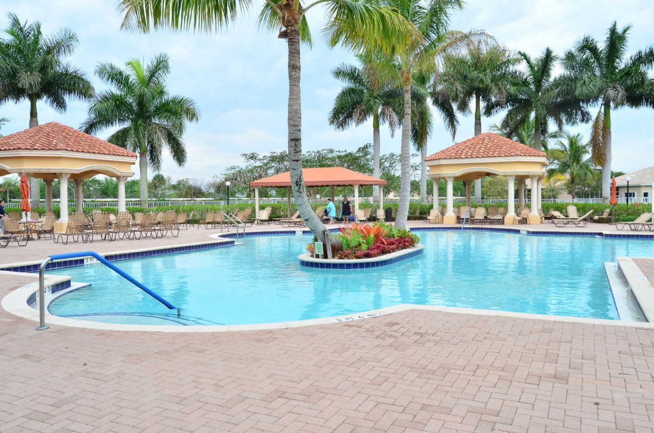 6609 Via Alfieri, Lake Worth, FL 33467 Photo