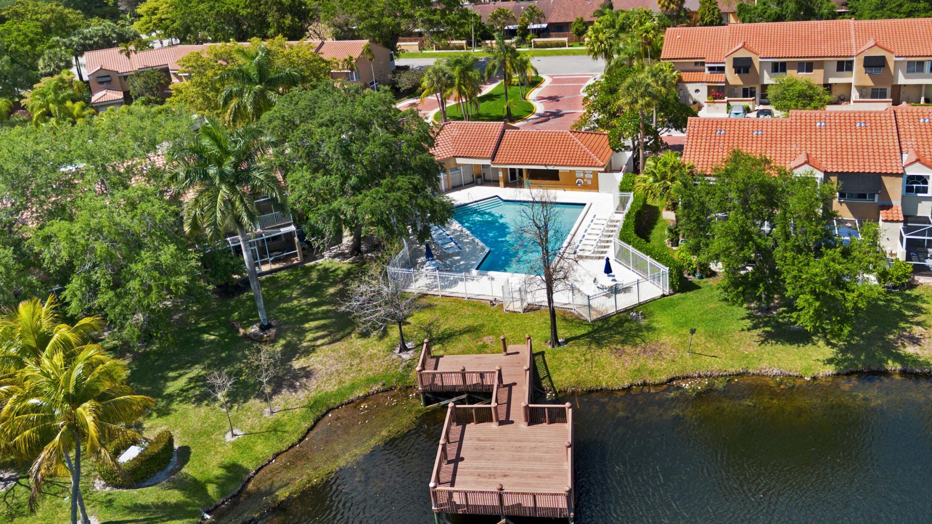 638 N University Drive, Plantation, FL 33324 Photo