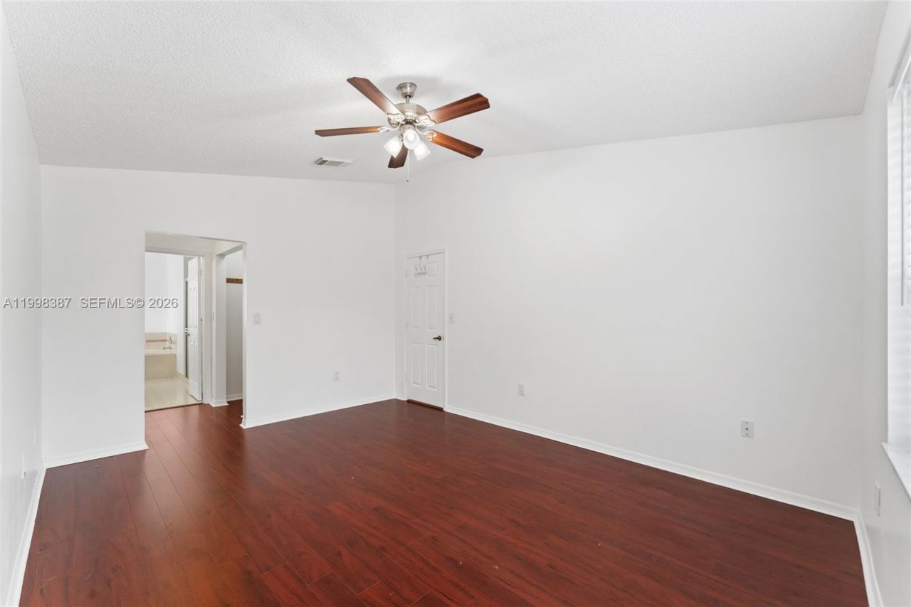 1120 W Lake St, Hollywood, FL 33020 Photo