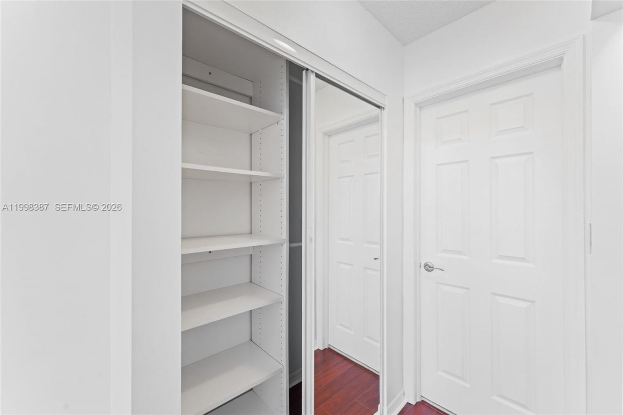 1120 W Lake St, Hollywood, FL 33020 Photo