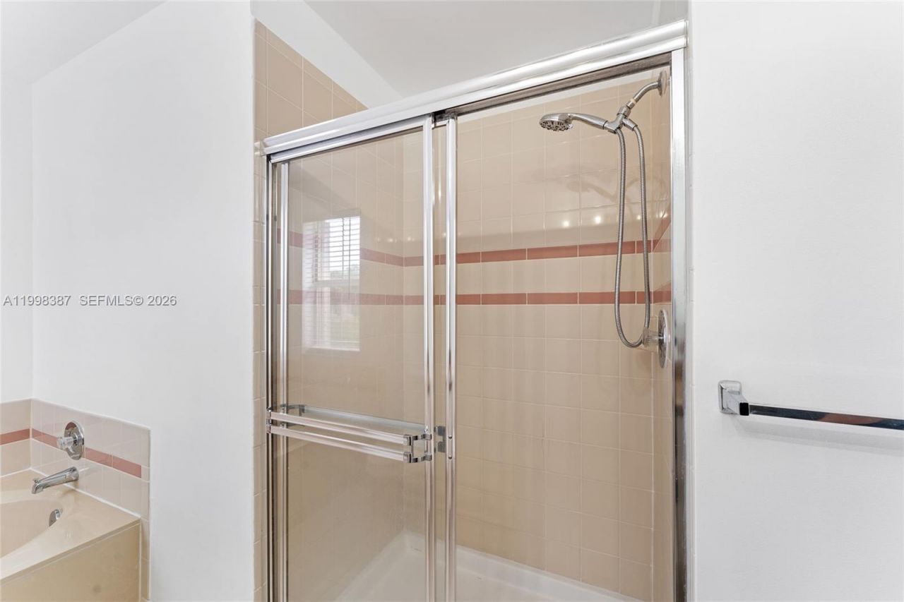 1120 W Lake St, Hollywood, FL 33020 Photo