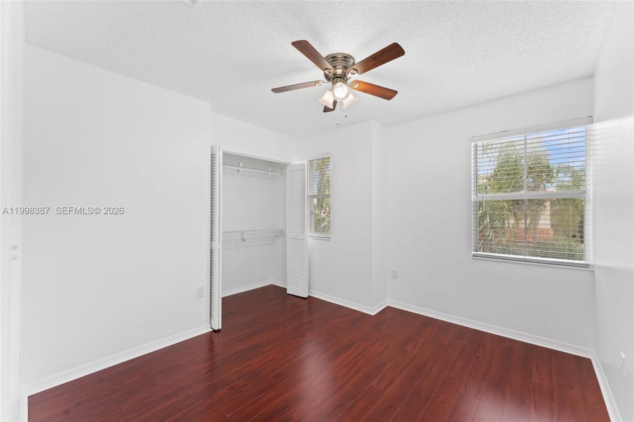 1120 W Lake St, Hollywood, FL 33020 Photo