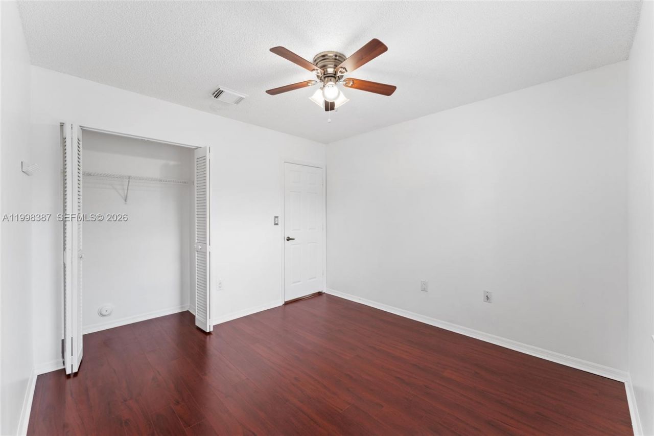 1120 W Lake St, Hollywood, FL 33020 Photo