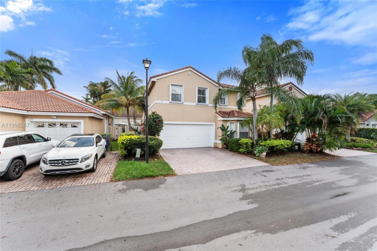 1120 W Lake St, Hollywood, FL 33020 Photo