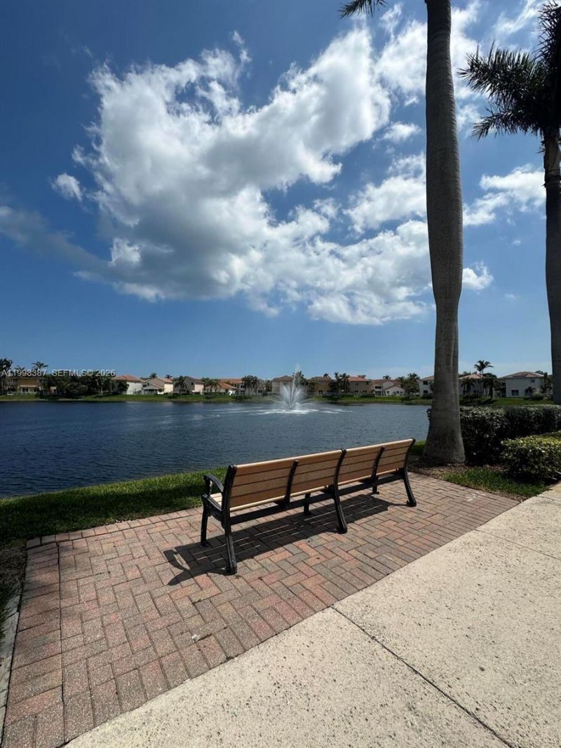 1120 W Lake St, Hollywood, FL 33020 Photo