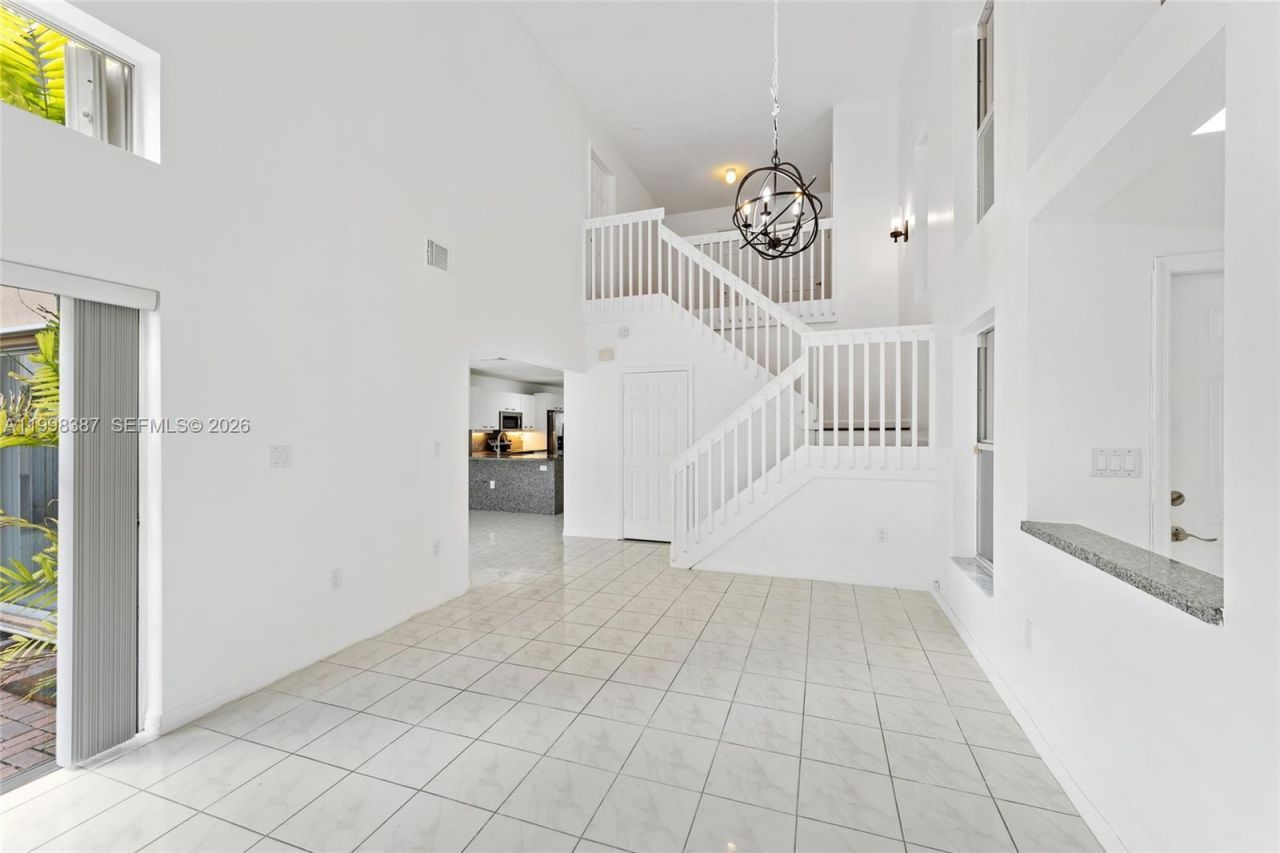 1120 W Lake St, Hollywood, FL 33020 Photo