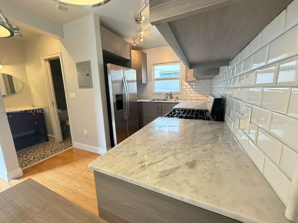 131 Zamora Ave, Unit 6, Coral Gables, FL 33134 Photo