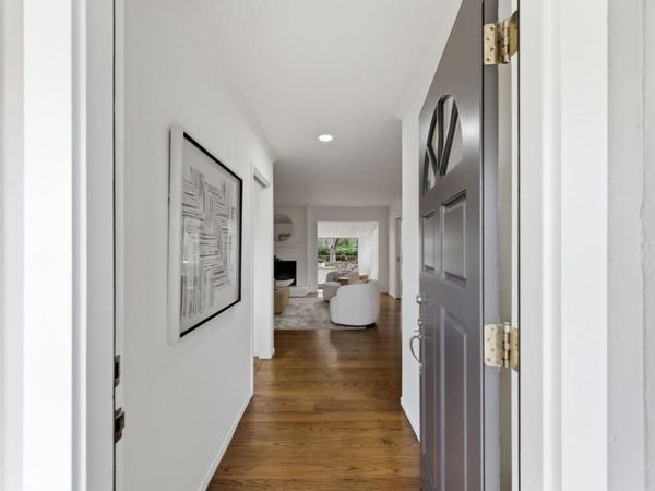 111 Lucero Way, Portola Valley, CA 94028