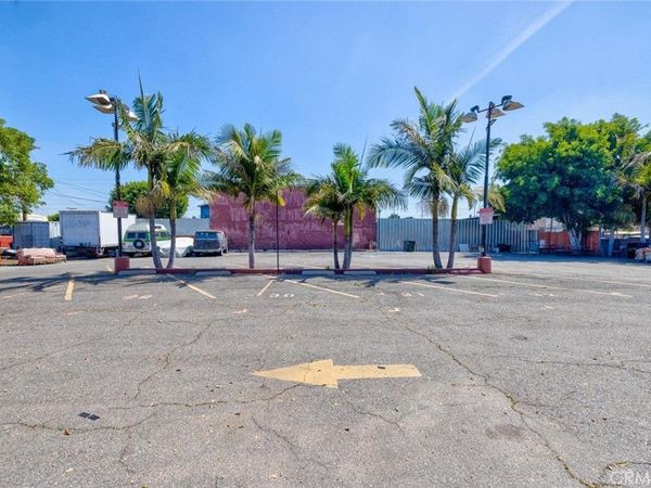 1437 E 61st, Los Angeles, CA 90001