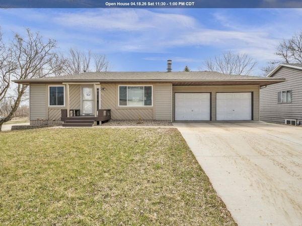 22 Maple Drive , Lake Park, IA 51347