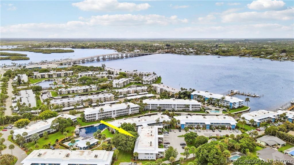 1854 SW Palm City Road, Unit 203, Stuart, FL 34994 Photo