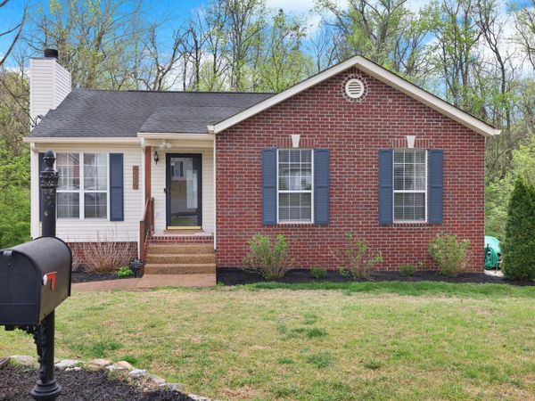 2732 Airwood Dr , Nashville, TN 37214