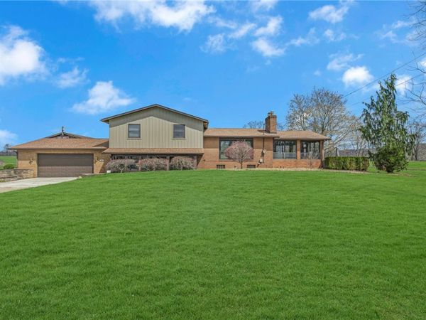 325 Sunnyside Road, New Castle, PA 16102