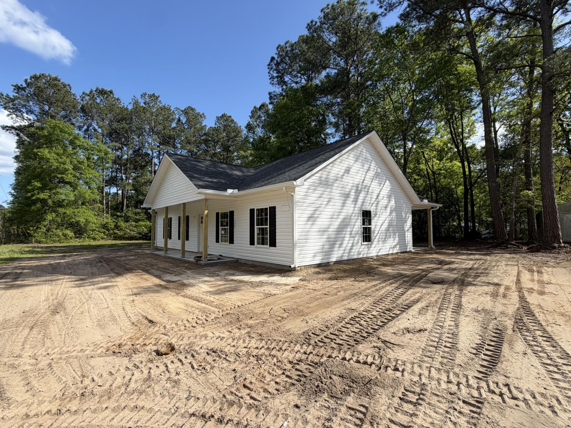 108 Nyler Court Photo 3