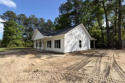 108 Nyler Court photo 4