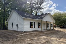 108 Nyler Court photo 4