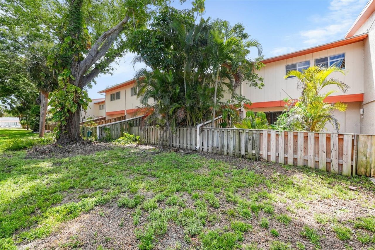 1635 58th Terrace S, Unit #2, Saint Petersburg, FL 33712 Photo