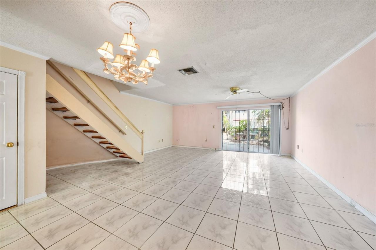 1635 58th Terrace S, Unit #2, Saint Petersburg, FL 33712 Photo