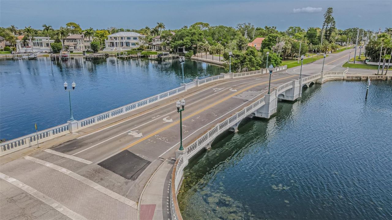 243 Snell Isle Boulevard Ne, Saint Petersburg, FL 33704 Photo