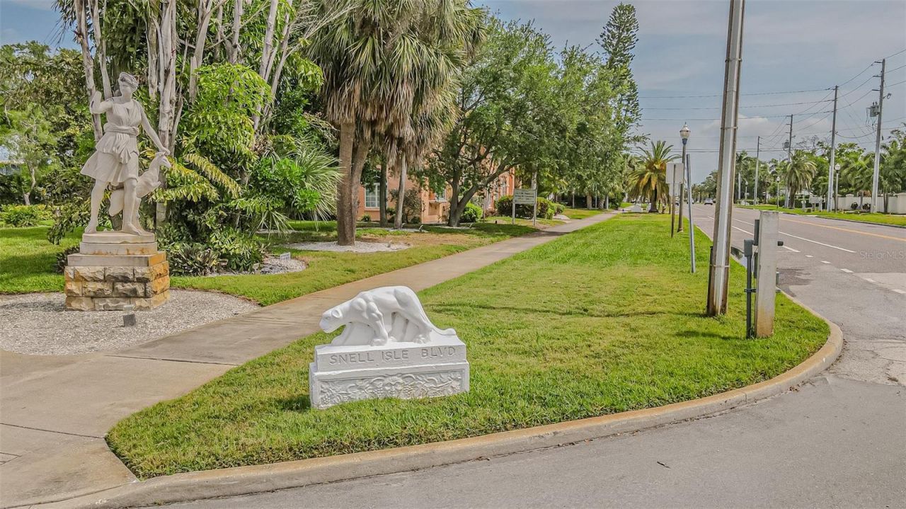 243 Snell Isle Boulevard Ne, Saint Petersburg, FL 33704 Photo