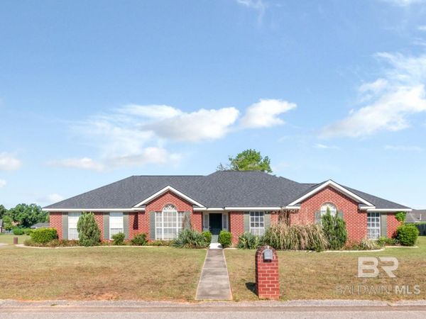 4221 Penn Drive, Semmes, AL 36575