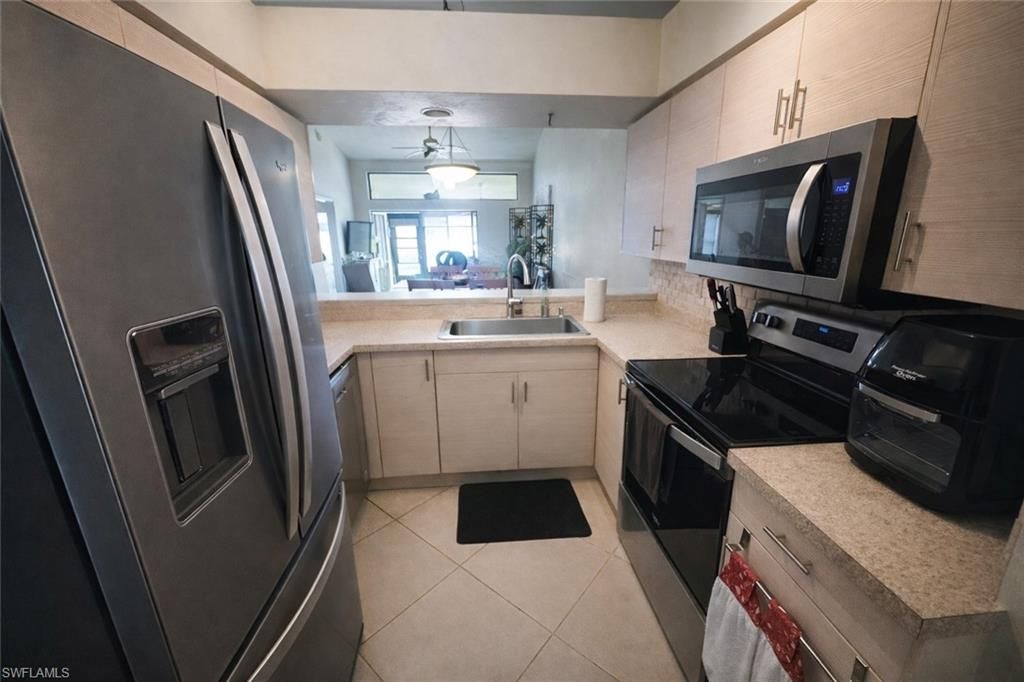 11537 Caravel Cir, Unit 3240, Fort Myers, FL 33908 Photo