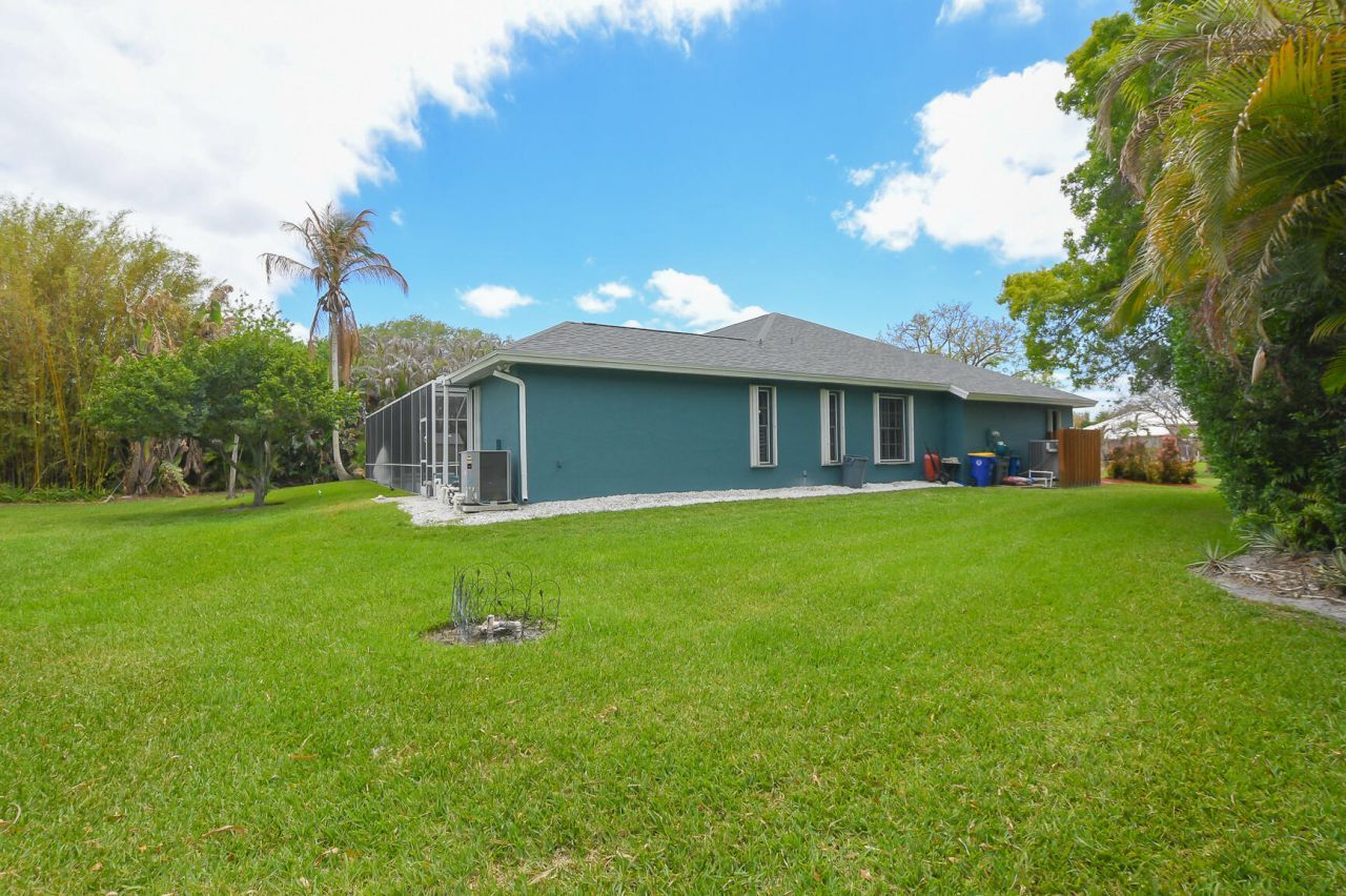 2263 NE Marlberry Lane, Jensen Beach, FL 34957 Photo