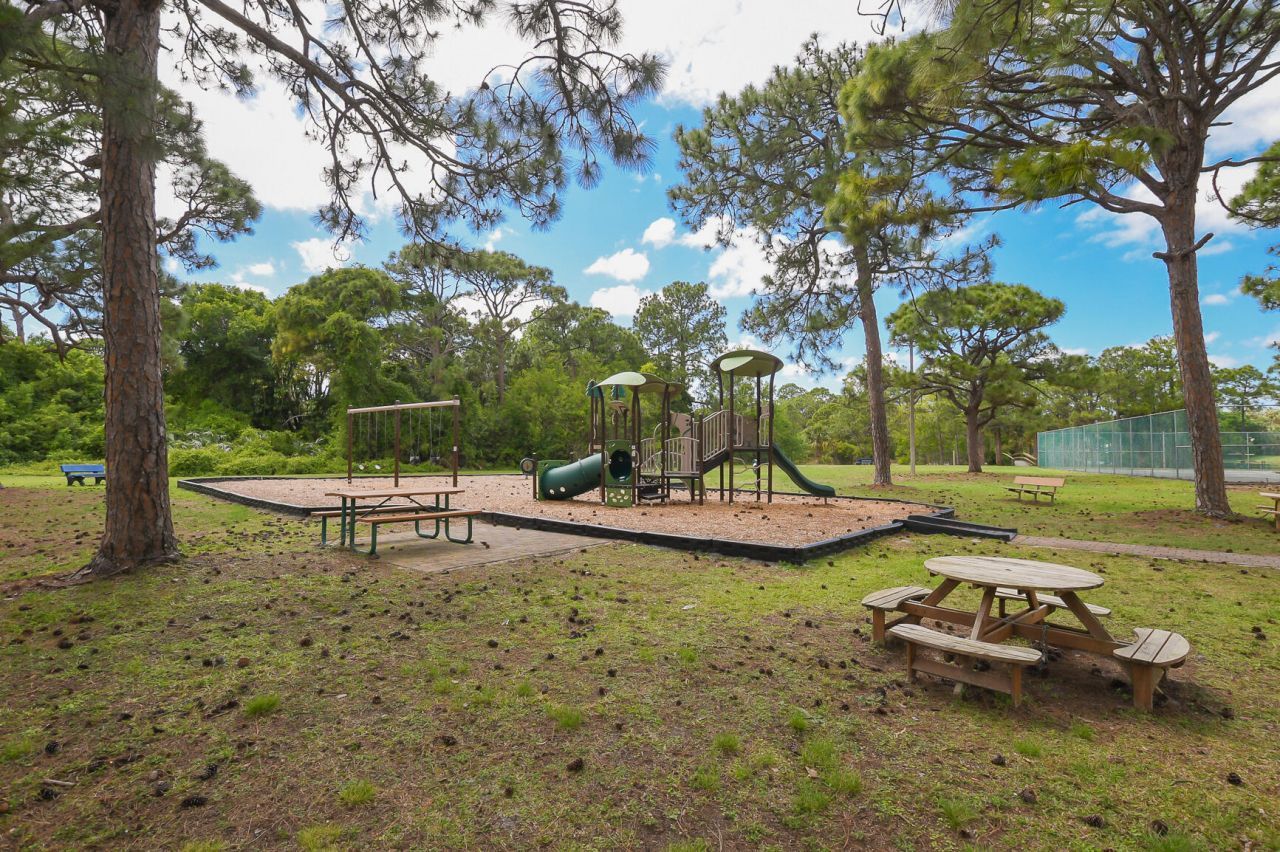 2263 NE Marlberry Lane, Jensen Beach, FL 34957 Photo