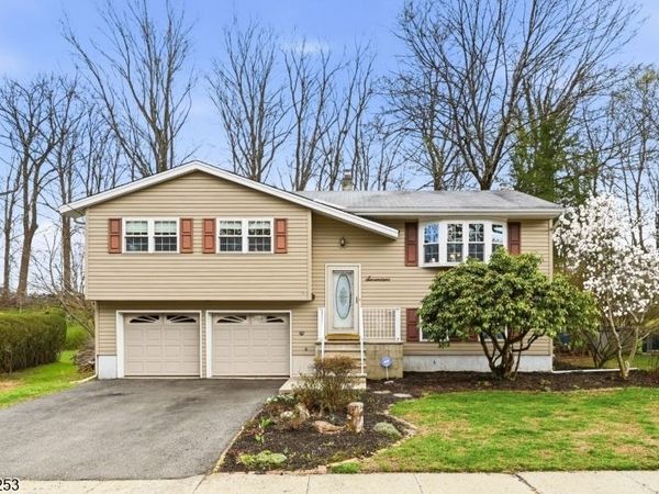 17 Donald Ave, Newton, NJ 07860